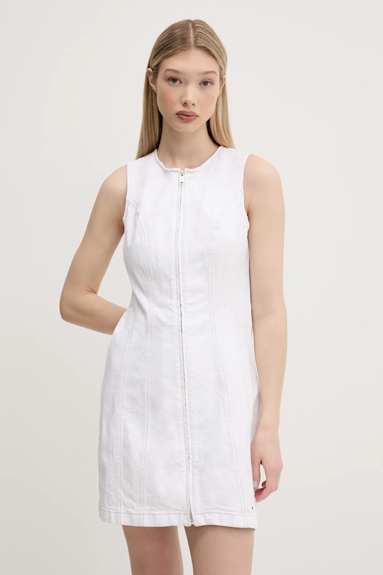 Джинсовое платье Tommy Jeans, белый
Джинсовое платье Tommy Jeans, белый