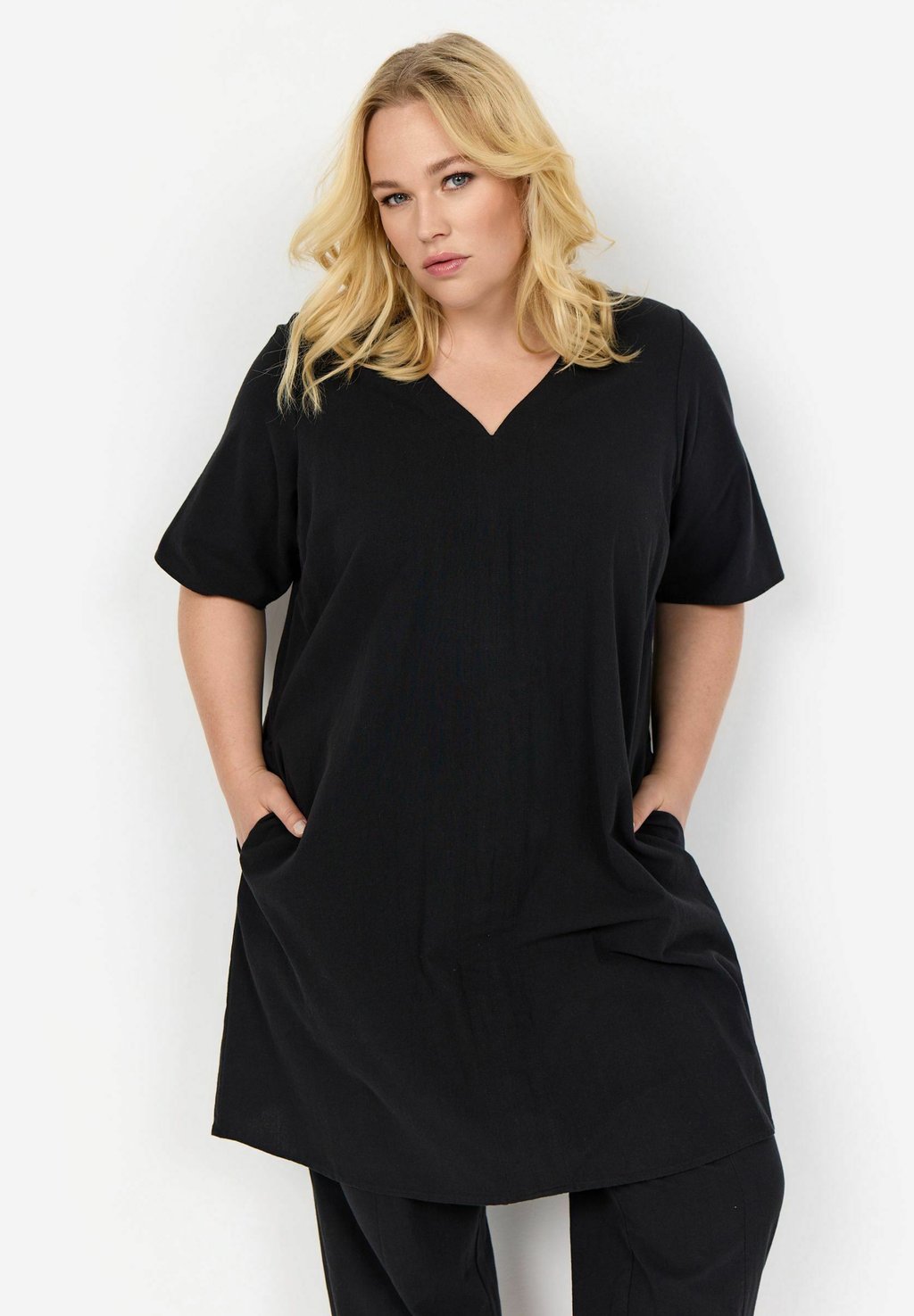Туника WA-ERICA 7 Wasabi Concept, черный
Туника WA-ERICA 7 Wasabi Concept, черный