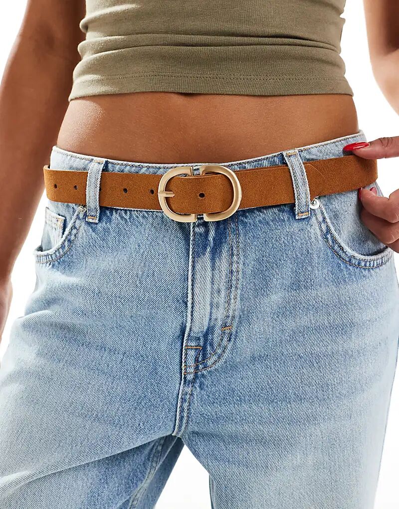 Ремень Pieces из замши с двойной пряжкой золотого цвета коньячно-коричневого цвета
Ремень Pieces из замши с двойной пряжкой золотого цвета коньячно-коричневого цвета