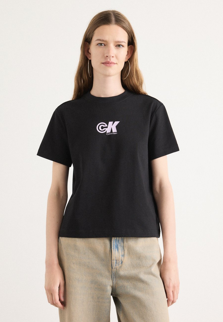 Футболка Calvin Klein Jeans Print T-shirt, Black, Черный, Футболка Calvin Klein Jeans Print T-shirt, Black
Футболка Calvin Klein Jeans Print T-shirt, Black, Черный, Футболка Calvin Klein Jeans Print T-shirt, Black