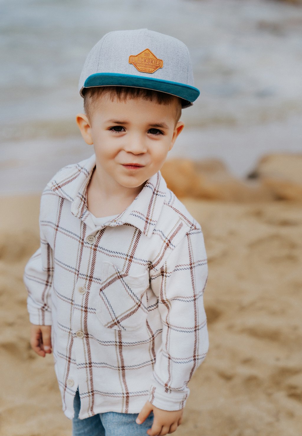 Бейсболка ESSENTIALS SNAPBACK Blackskies, темно-серый
Бейсболка ESSENTIALS SNAPBACK Blackskies, темно-серый