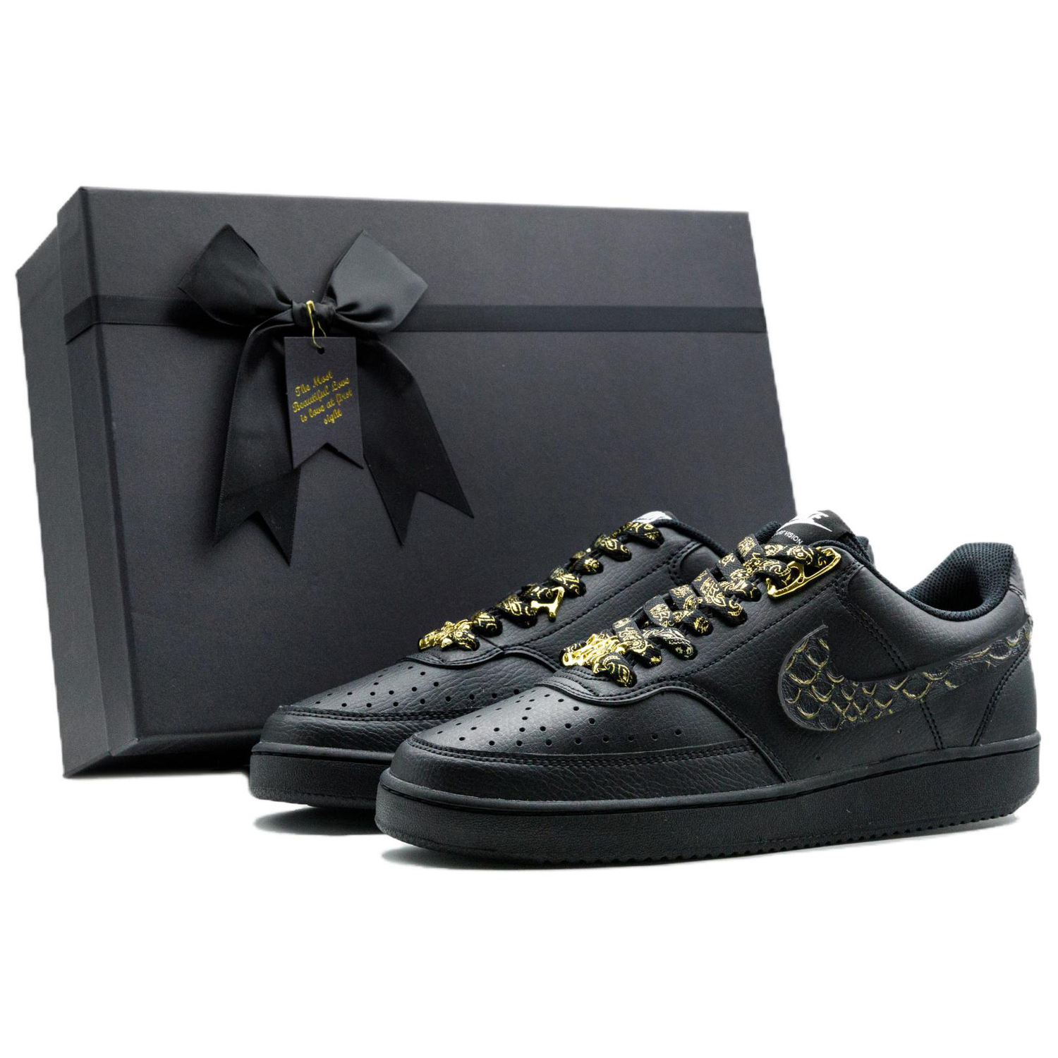 Court Vision 1 Dark Gold Knight, Obsidian Box устойчивые к истиранию низкие кроссовки для скейтбординга Unisex Gold Nike, черный
Court Vision 1 Dark Gold Knight, Obsidian Box устойчивые к истиранию низкие кроссовки для скейтбординга Unisex Gold Nike, черный