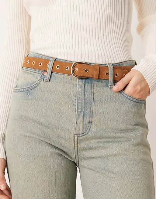 Коричневый ремень премиум-класса с люверсами Accessorize
Коричневый ремень премиум-класса с люверсами Accessorize