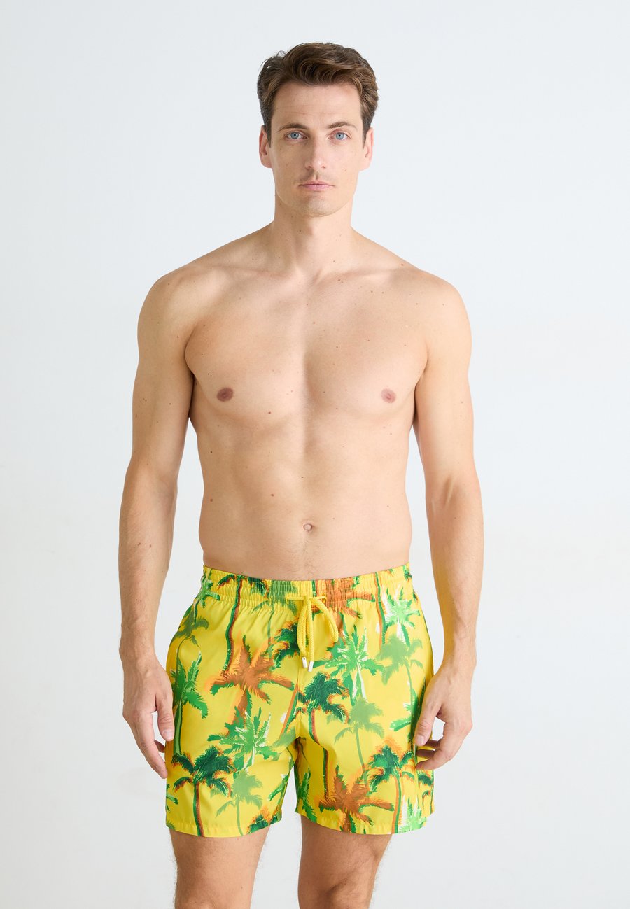 Шорты для плавания Vilebrequin MAHINA PALMS OFFSET, Soleil/Yellow
Шорты для плавания Vilebrequin MAHINA PALMS OFFSET, Soleil/Yellow