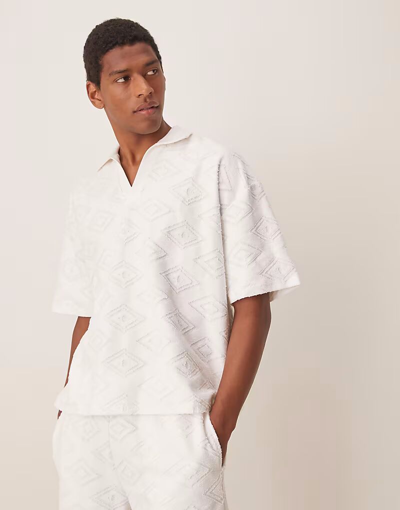 Свободное поло свободного кроя из жаккарда цвета кремовый Asos Design, Бежевый, Свободное поло свободного кроя из жаккарда цвета кремовый Asos Design
Свободное поло свободного кроя из жаккарда цвета кремовый Asos Design, Бежевый, Свободное поло свободного кроя из жаккарда цвета кремовый Asos Design