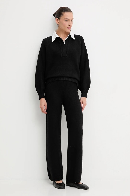 Комплект с шерстью Answear.Lab, черный
Комплект с шерстью Answear.Lab, черный