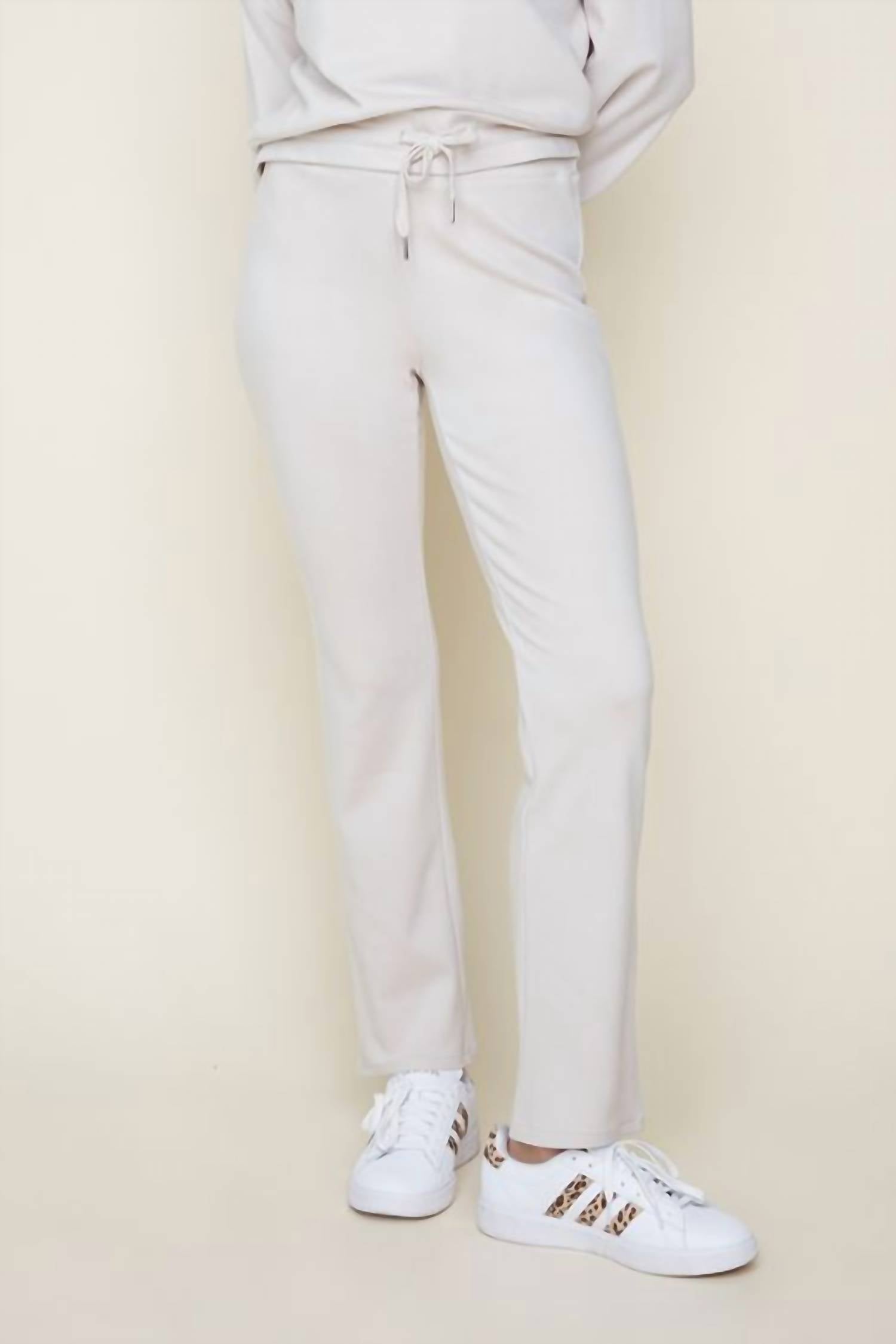 Трикотажные брюки цвета устрицы Renuar, цвет oyster
Трикотажные брюки цвета устрицы Renuar, цвет oyster