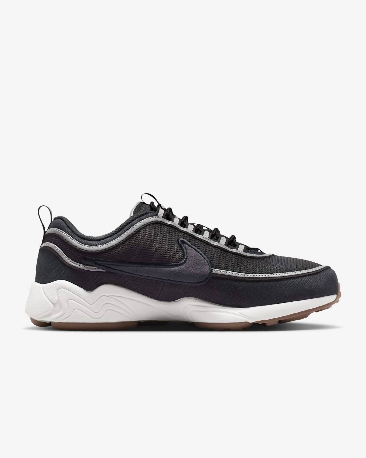 Мужские кроссовки Air Zoom Spiridon в цвете Off Noir Nike, off noir
Мужские кроссовки Air Zoom Spiridon в цвете Off Noir Nike, off noir