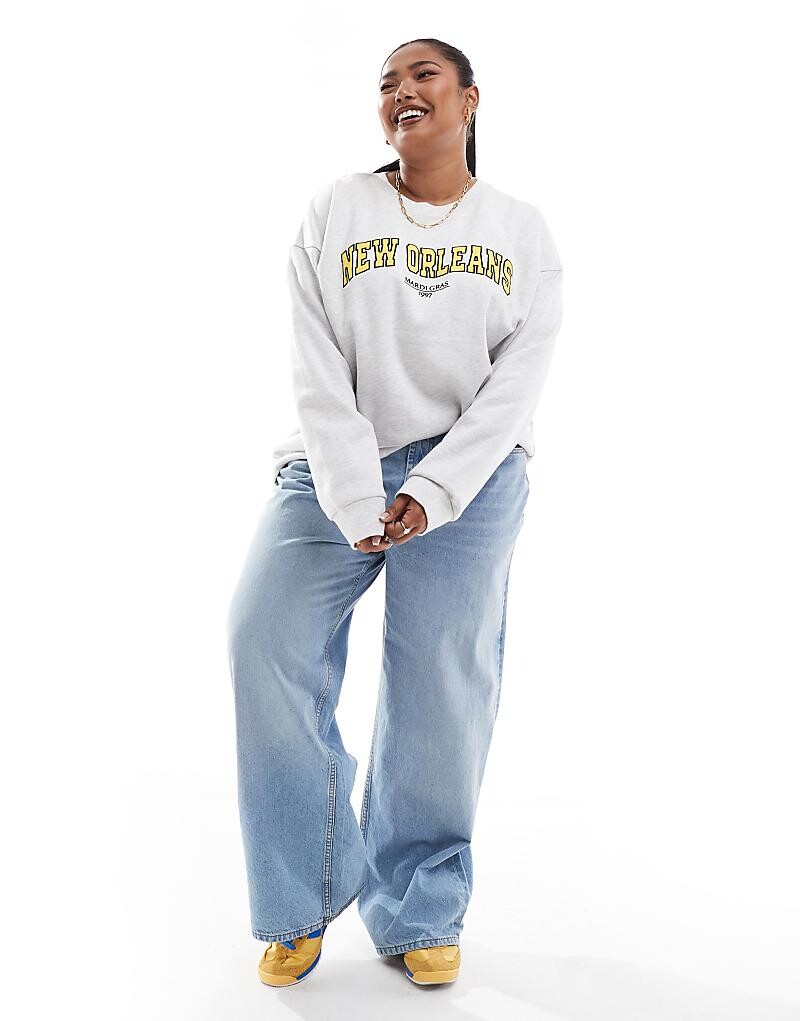 Толстовка оверсайз цвета морозного мергеля ASOS DESIGN Curve с изображением Нового Орлеана
Толстовка оверсайз цвета морозного мергеля ASOS DESIGN Curve с изображением Нового Орлеана