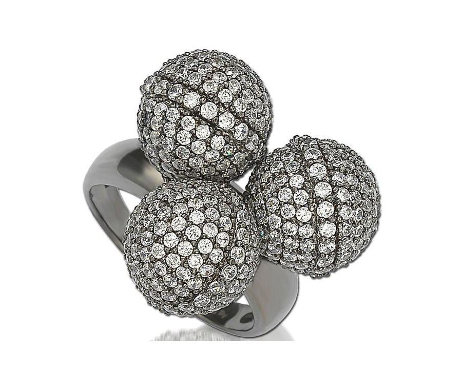 Кольцо Suzy Levian из стерлингового серебра с кубическим цирконием и тремя диско-шарами Suzy Levian New York, Blackened
Кольцо Suzy Levian из стерлингового серебра с кубическим цирконием и тремя диско-шарами Suzy Levian New York, Blackened