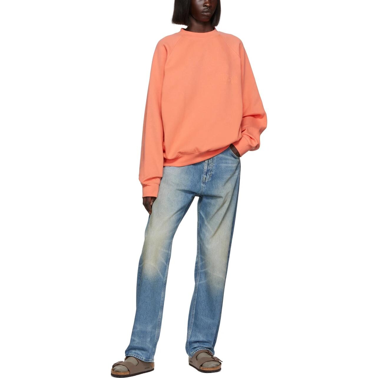 Свитшот женский кораллово-красный Fear Of God Essentials
Свитшот женский кораллово-красный Fear Of God Essentials