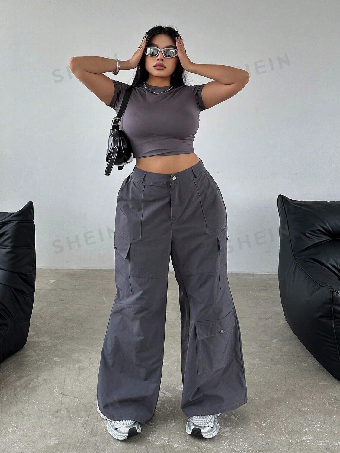 EZwear Повседневные однотонные широкие брюки-карго больших размеров с множеством карманов Shein, серый
EZwear Повседневные однотонные широкие брюки-карго больших размеров с множеством карманов Shein, серый