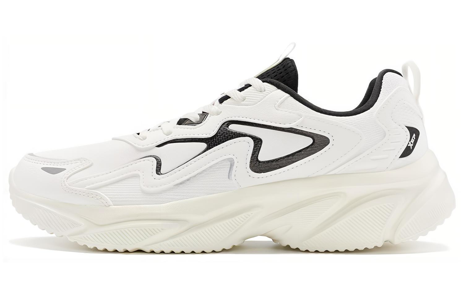 Амортизирующие кроссовки с возвратом энергии XTEP мужские бело-черные
Амортизирующие кроссовки с возвратом энергии XTEP мужские бело-черные