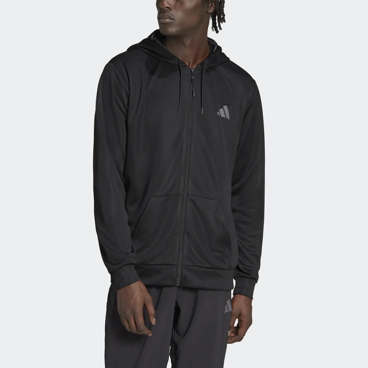 Толстовка adidas Performance с капюшоном "TRAIN ESSENTIALS SEASONAL TRAINING", цвет Black / Grey Five
Толстовка adidas Performance с капюшоном "TRAIN ESSENTIALS SEASONAL TRAINING", цвет Black / Grey Five
