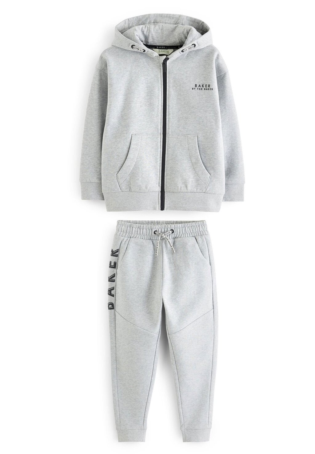 Спортивный костюм SET Baker by Ted Baker, цвет grey
Спортивный костюм SET Baker by Ted Baker, цвет grey