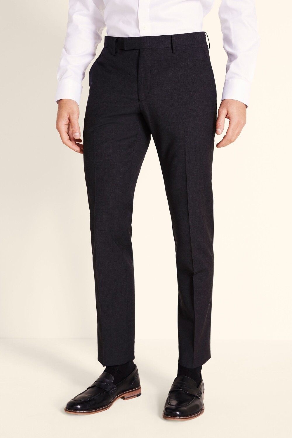 Карбоновый серый костюм Performance с узкими брюками MOSS, серый
Карбоновый серый костюм Performance с узкими брюками MOSS, серый