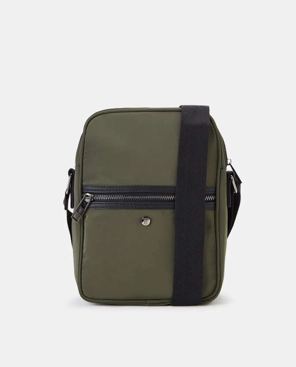 Нейлоновая сумка через плечо Emidio Tucci, цвет Kaki
Нейлоновая сумка через плечо Emidio Tucci, цвет Kaki