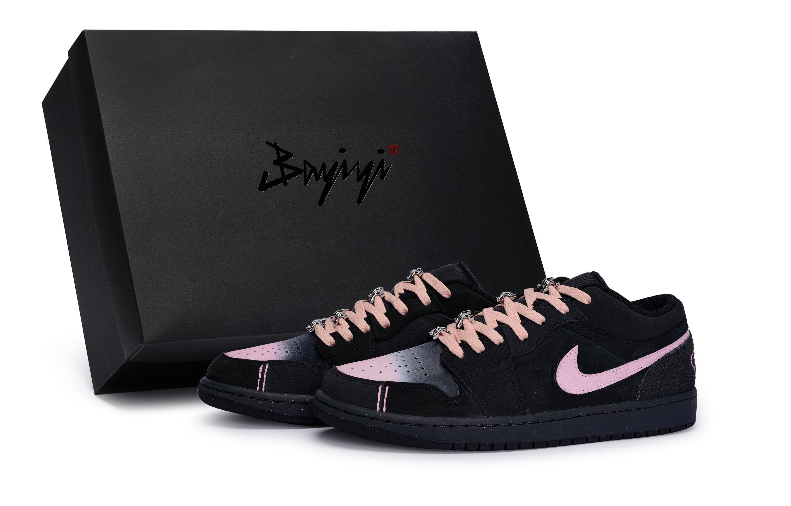 Jordan Винтажные баскетбольные кроссовки Air 1 мужские низкие розово-черные, цвет Black Pink
Jordan Винтажные баскетбольные кроссовки Air 1 мужские низкие розово-черные, цвет Black Pink