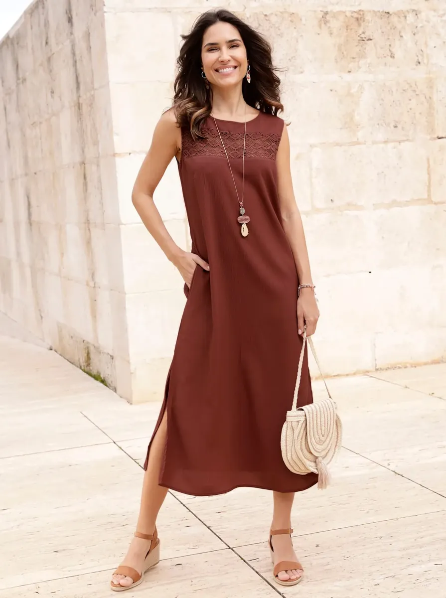 Классическое базовое платье-майка "Платье на бретелях" Classic Basics, коричневый
Классическое базовое платье-майка "Платье на бретелях" Classic Basics, коричневый