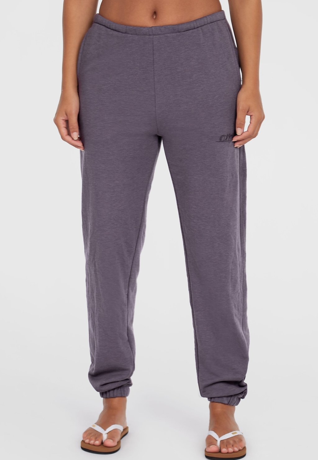 Спортивные штаны ESSENTIALS SCRIPT O'Neill, фиолетовый
Спортивные штаны ESSENTIALS SCRIPT O'Neill, фиолетовый