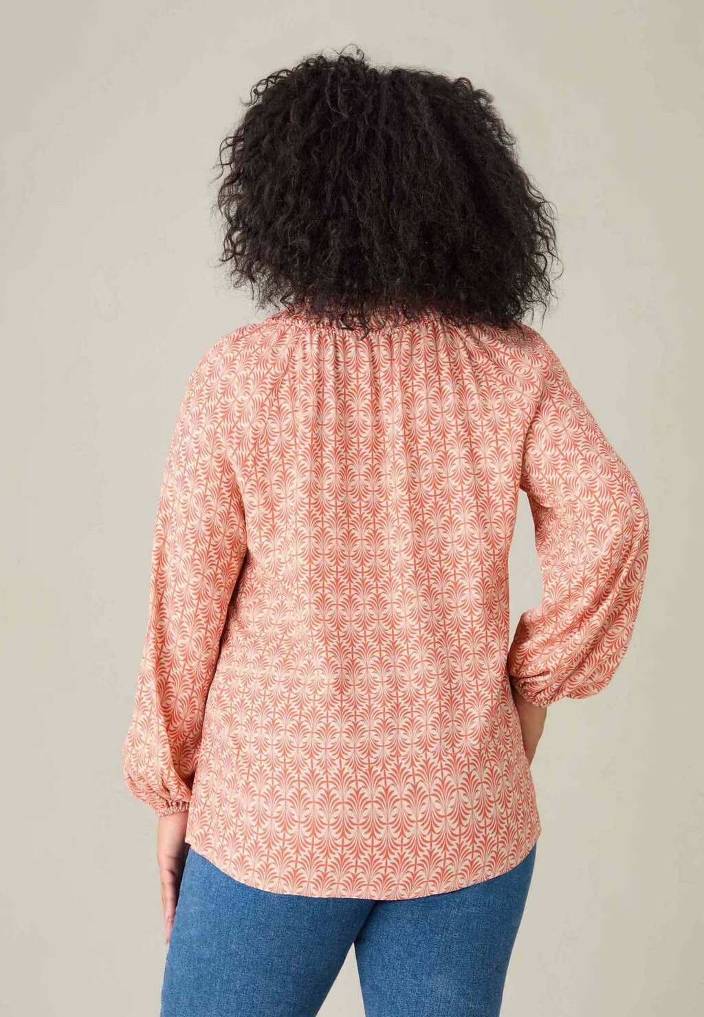 Блуза GEO RUCHED NECK Live Unlimited London, красный
Блуза GEO RUCHED NECK Live Unlimited London, красный