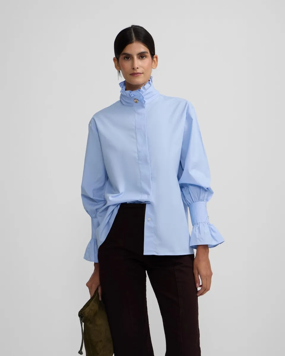 Женская рубашка с детализацией на манжете Silbon, голубой
Женская рубашка с детализацией на манжете Silbon, голубой