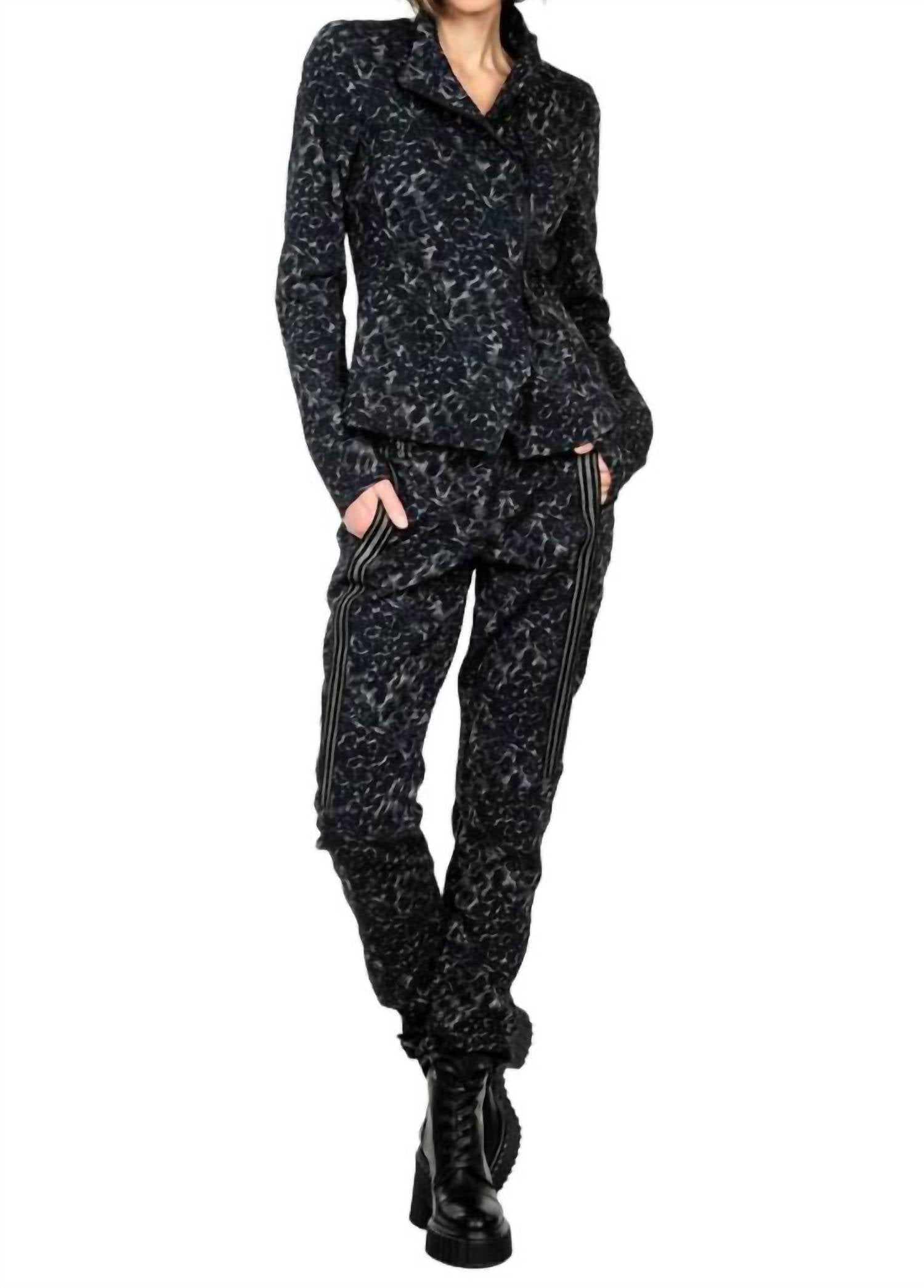 Военные брюки черного/зеленого цвета Beate Heymann
Военные брюки черного/зеленого цвета Beate Heymann