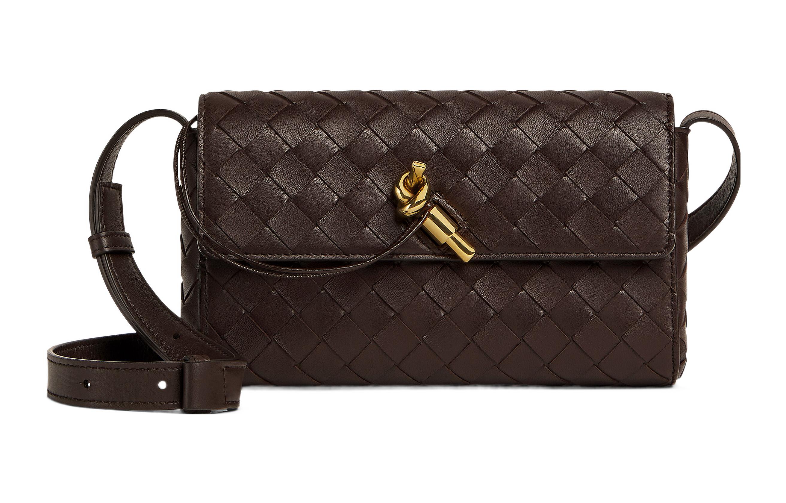 Сумка через плечо из кожи ягненка, мини-кроссбоди женская dark brown Bottega Veneta, Shopping Bag Set(Set+Shopping Bag)
Сумка через плечо из кожи ягненка, мини-кроссбоди женская dark brown Bottega Veneta, Shopping Bag Set(Set+Shopping Bag)