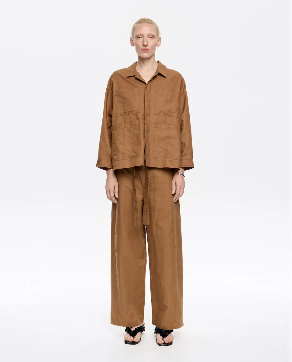 Женские льняные брюки прямого кроя Bimba y Lola, светло-коричневый
Женские льняные брюки прямого кроя Bimba y Lola, светло-коричневый