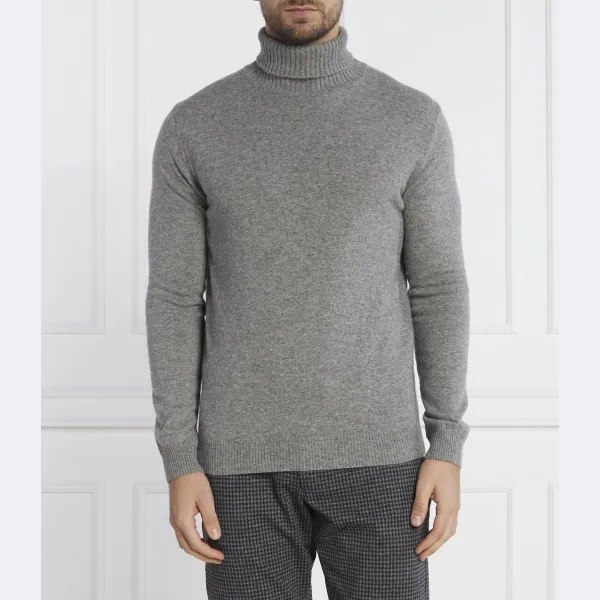 Водолазка стандартного кроя Salim с воротником из шерсти и кашемира Oscar Jacobson, серый
Водолазка стандартного кроя Salim с воротником из шерсти и кашемира Oscar Jacobson, серый