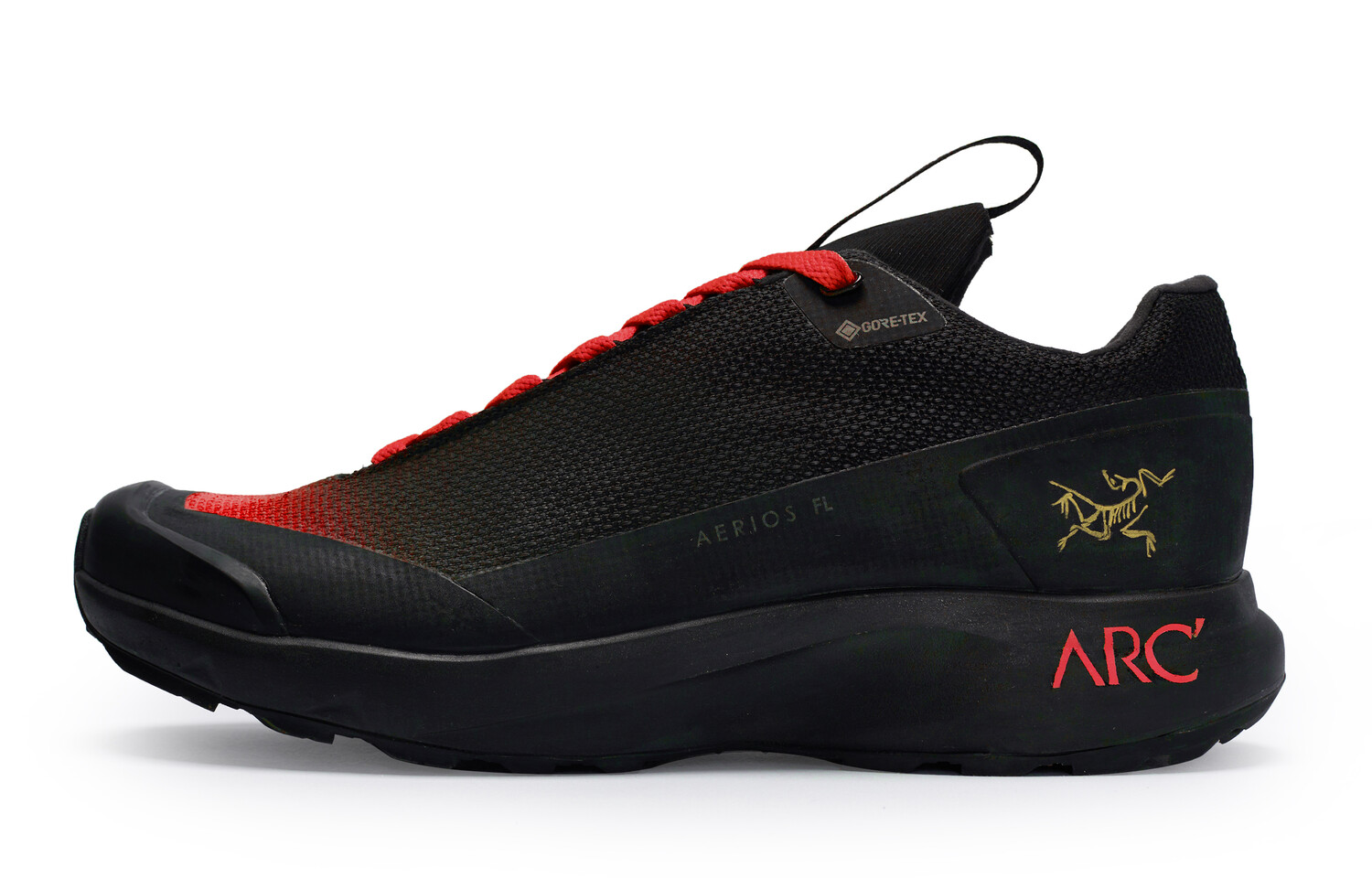Кроссовки для активного отдыха унисекс Arcteryx, красный 
Кроссовки для активного отдыха унисекс Arcteryx, красный