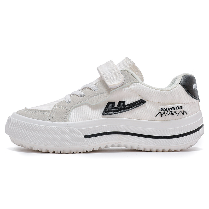 Детские кеды Kids WARRIOR, белый/черный
Детские кеды Kids WARRIOR, белый/черный
