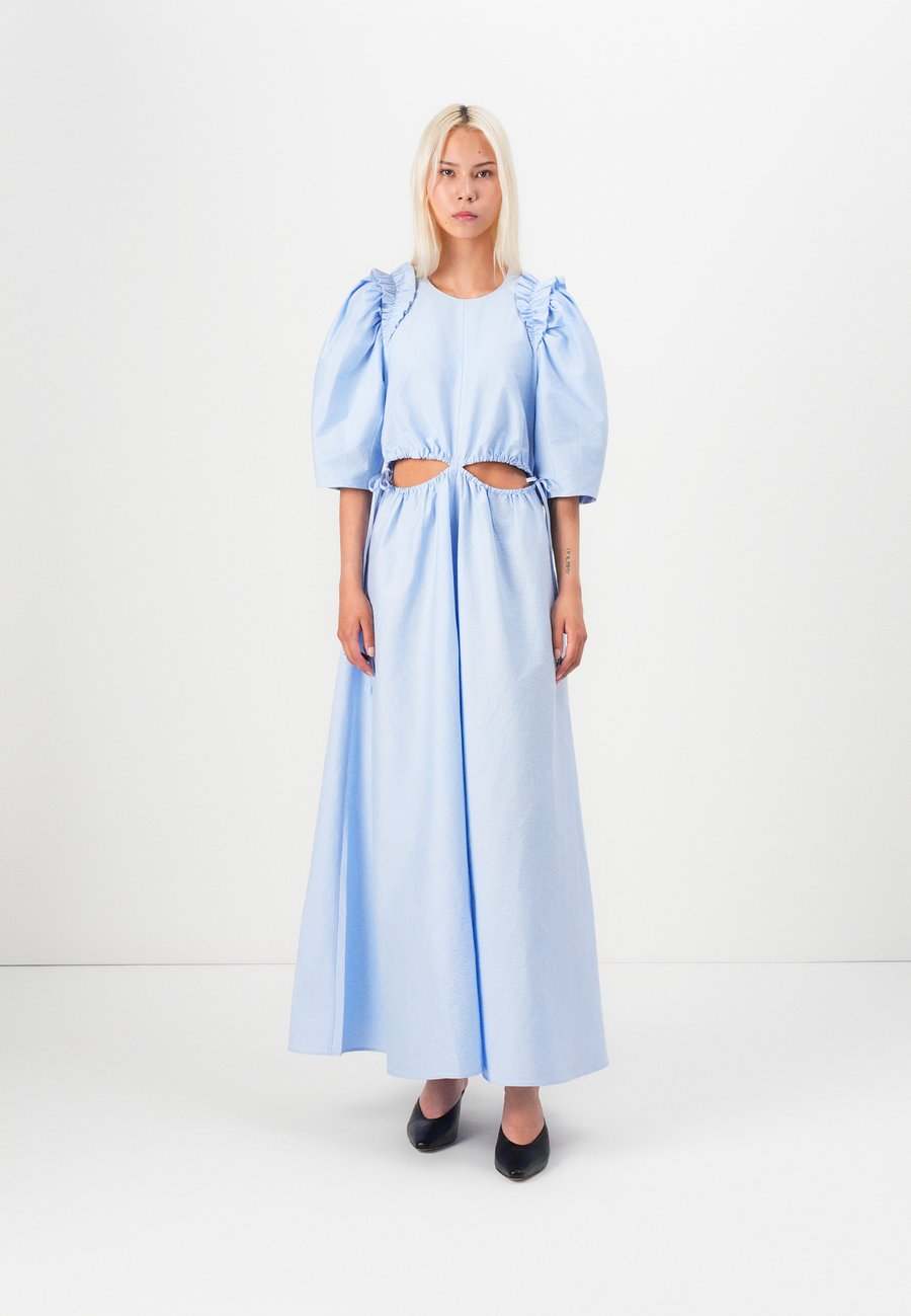 Платье IVY OAK NUALA, Serenity Blue/Light Blue
Платье IVY OAK NUALA, Serenity Blue/Light Blue