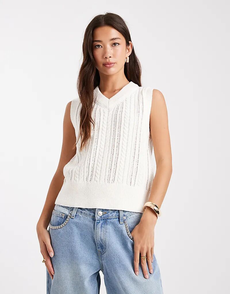 Жилет-свитер French Connection бежевого цвета
Жилет-свитер French Connection бежевого цвета