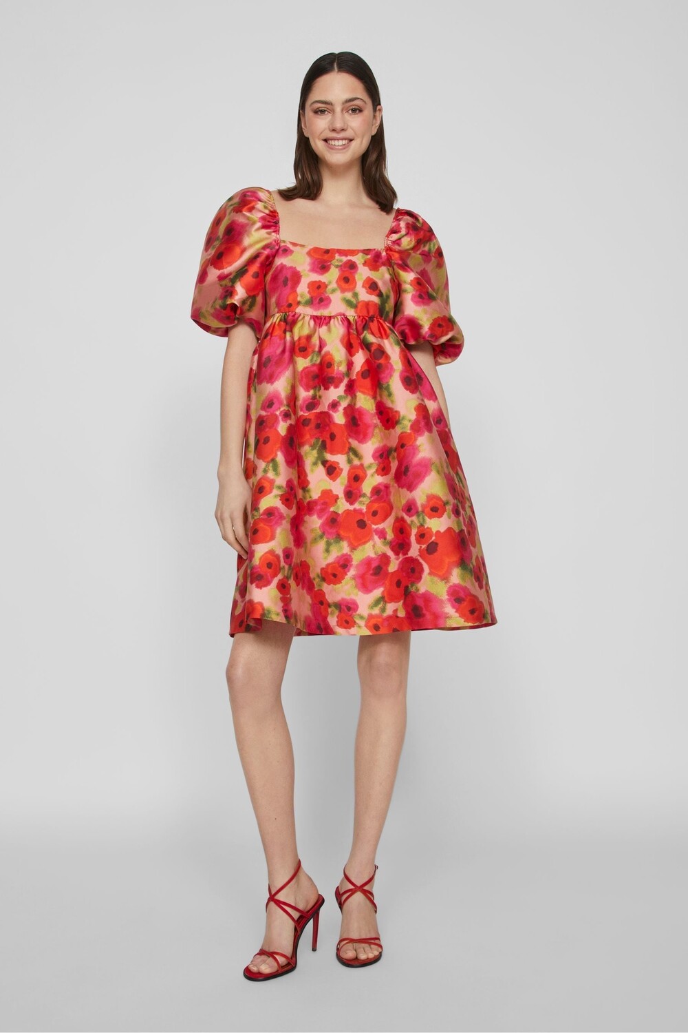 Мини-Платье с цветочным принтом для особых случаев и пышными рукавами Vila, красный
Мини-Платье с цветочным принтом для особых случаев и пышными рукавами Vila, красный