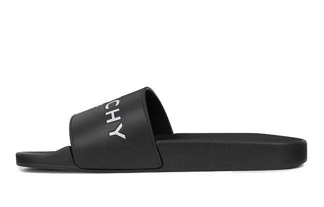 Мужские шлепанцы от Живанши
Мужские шлепанцы от Живанши