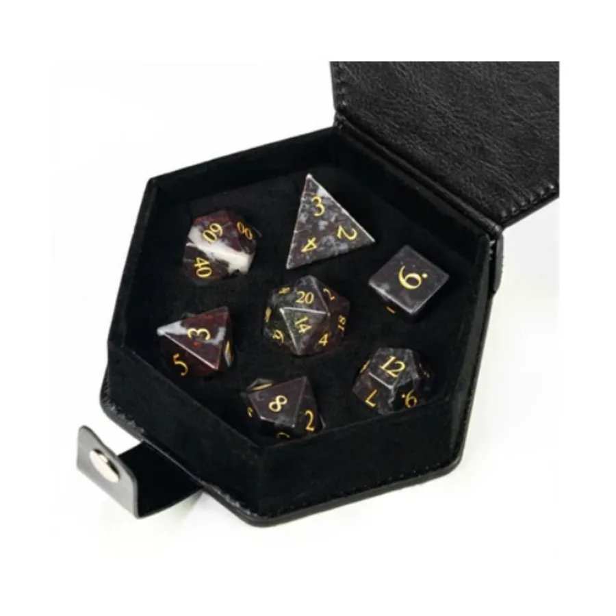 Набор Poly — камень куриной крови с золотом, Dice Sets - Gemstone (Foam Brain Games)
Набор Poly — камень куриной крови с золотом, Dice Sets - Gemstone (Foam Brain Games)