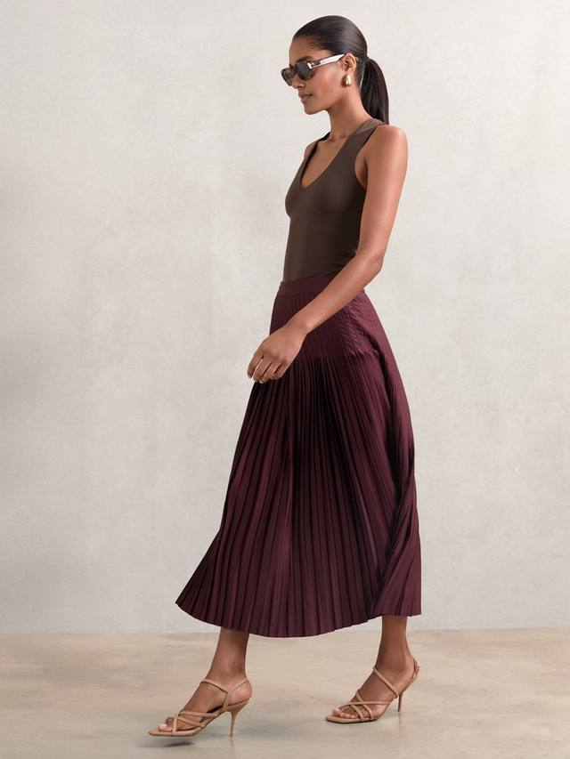 Саванна плиссированная миди-юбка Reiss, Burgundy
Саванна плиссированная миди-юбка Reiss, Burgundy