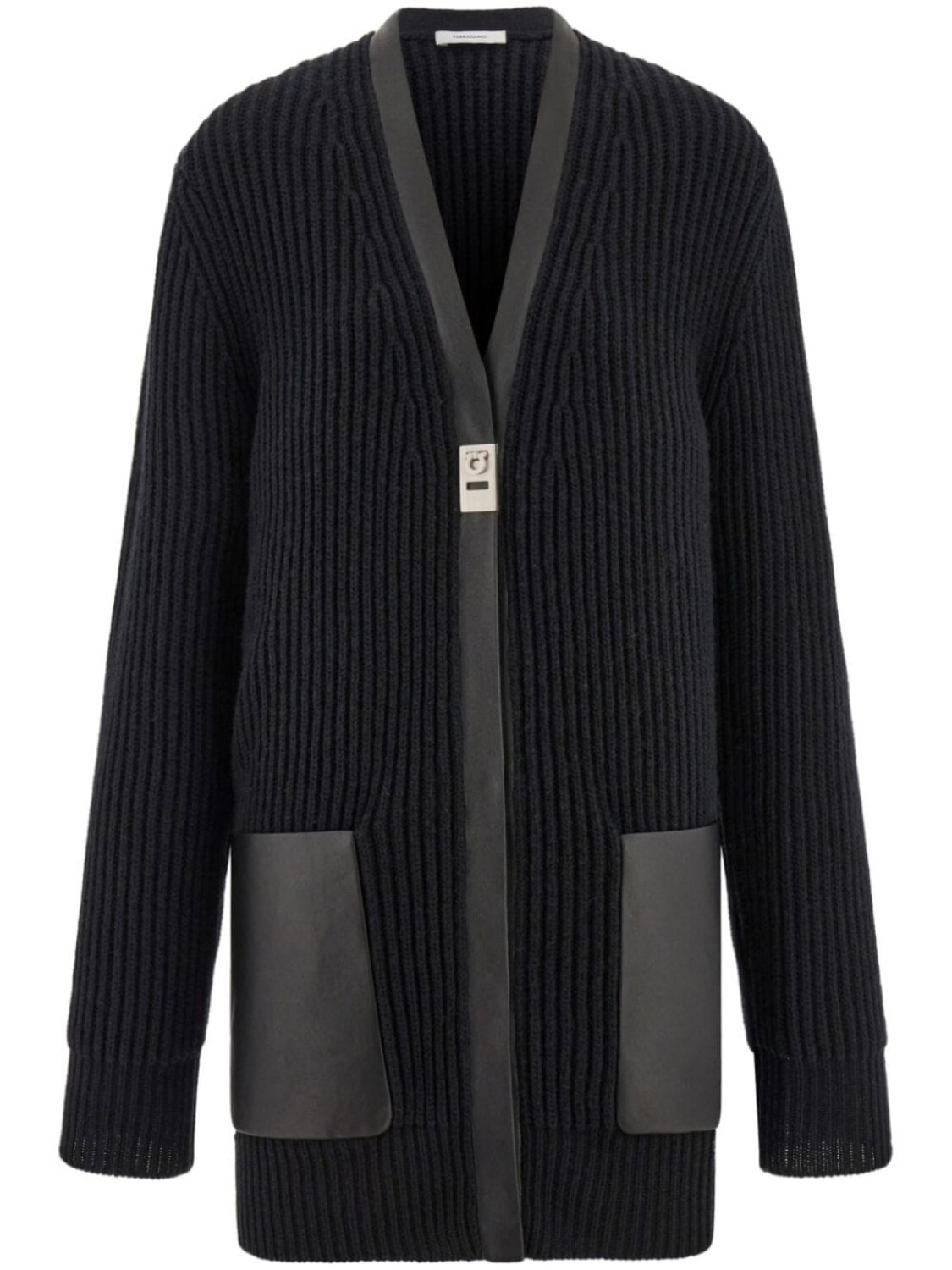 Кардиган Ferragamo с кожаной отделкой
Кардиган Ferragamo с кожаной отделкой