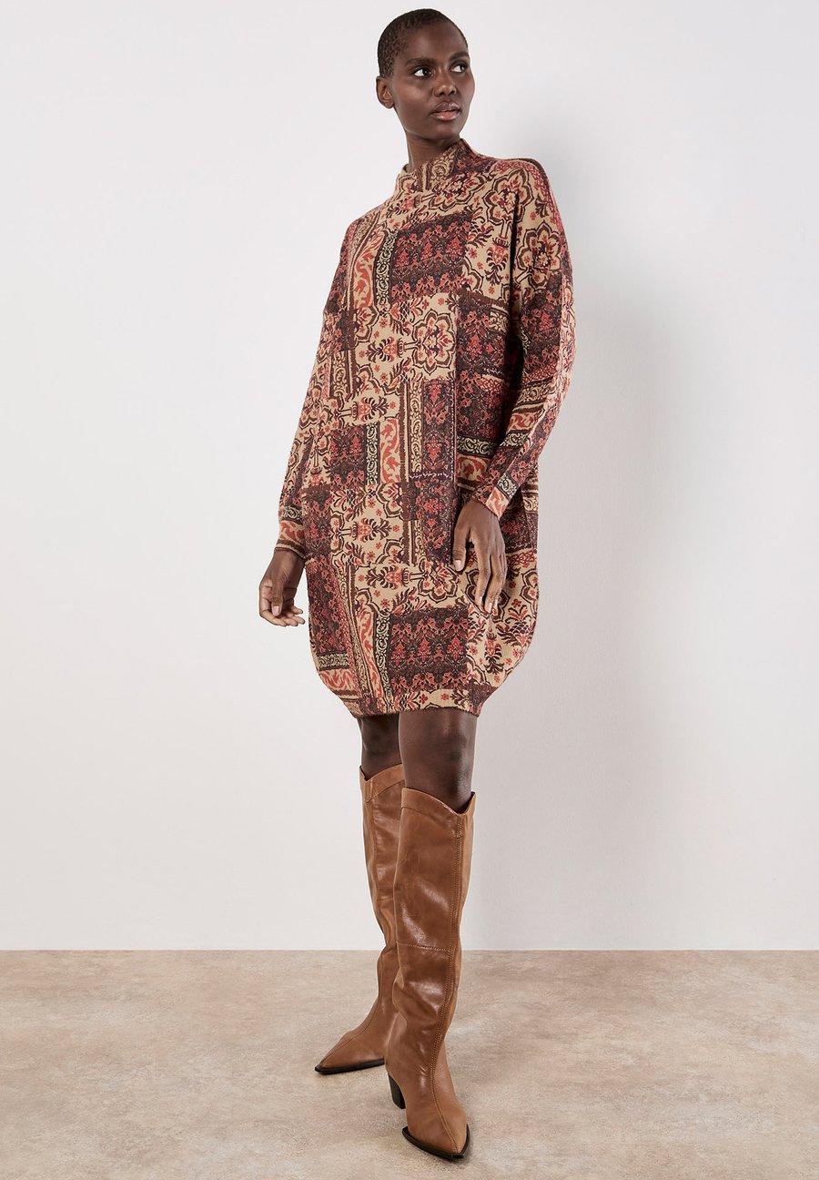 Платье Apricot Jumper dress, Burgundy/Bordeaux
Платье Apricot Jumper dress, Burgundy/Bordeaux