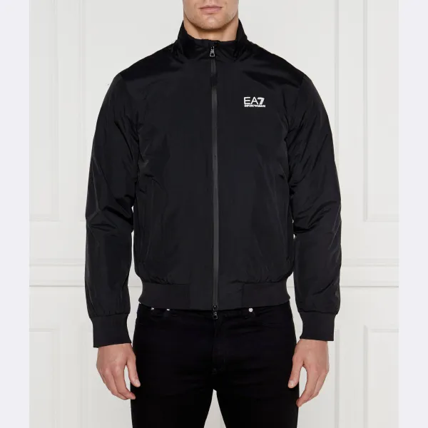 Бомбер стандартного кроя Ea7, черный
Бомбер стандартного кроя Ea7, черный