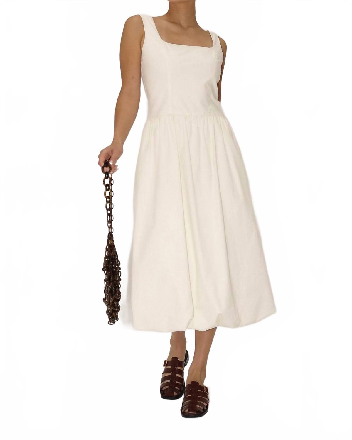 Платье-фонарик Ellen с квадратным вырезом без рукавов в кремовом цвете Bailey Rose, кремовый
Платье-фонарик Ellen с квадратным вырезом без рукавов в кремовом цвете Bailey Rose, кремовый