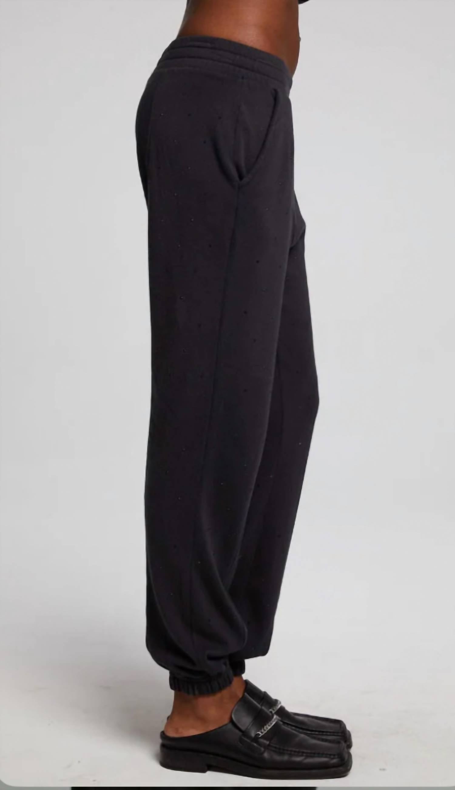 Essential Джоггеры цвета солодки Chaser, цвет licorice
Essential Джоггеры цвета солодки Chaser, цвет licorice