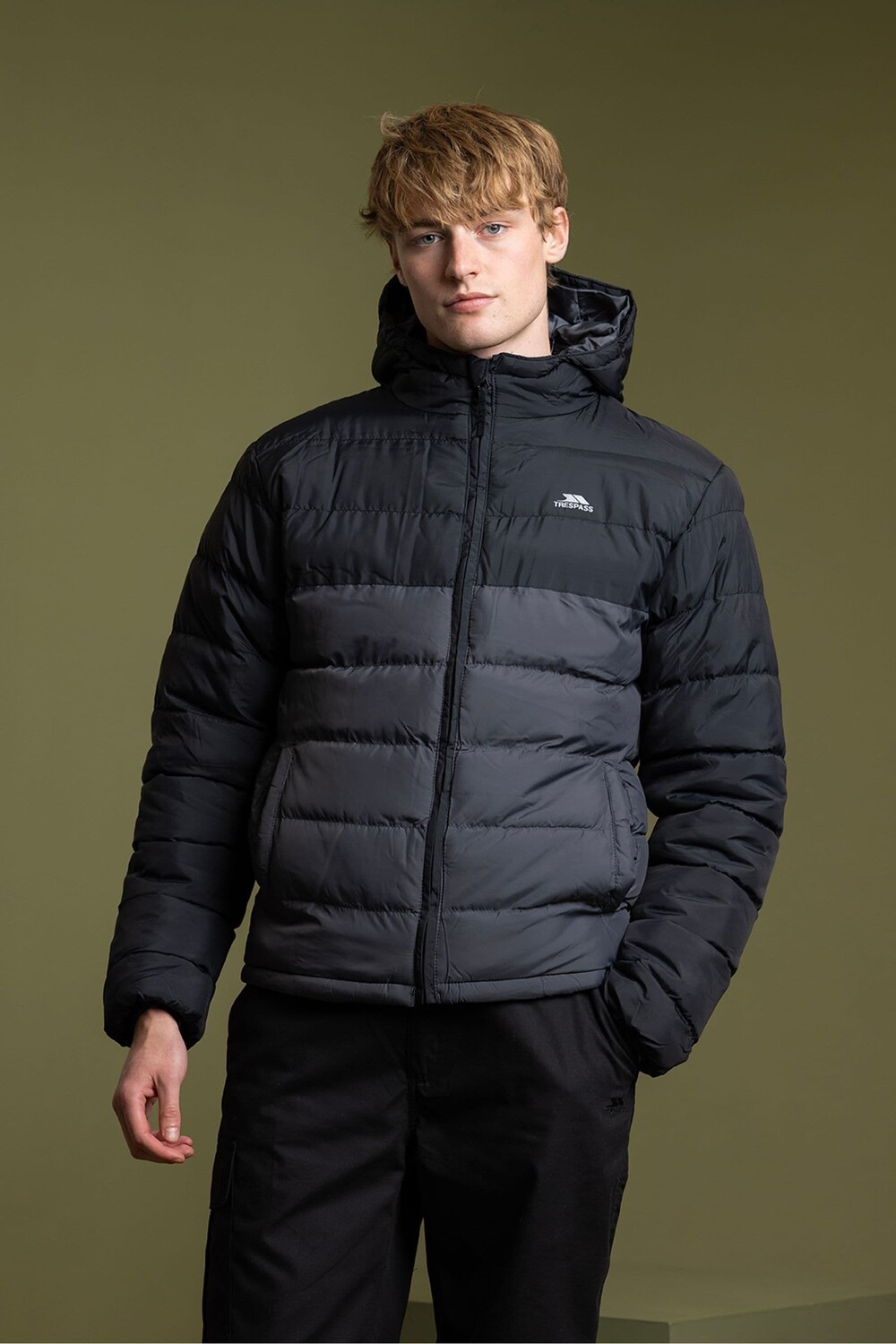 Дутая куртка Oskar Block Trespass, черный
Дутая куртка Oskar Block Trespass, черный