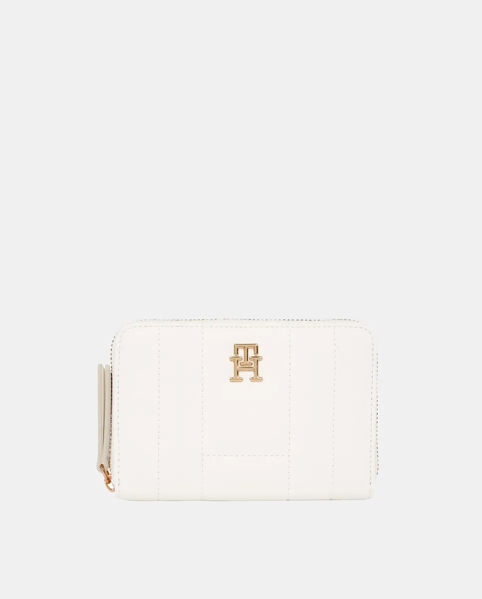 Средняя сумка белого цвета со стеганым дизайном Tommy Hilfiger, белый
Средняя сумка белого цвета со стеганым дизайном Tommy Hilfiger, белый