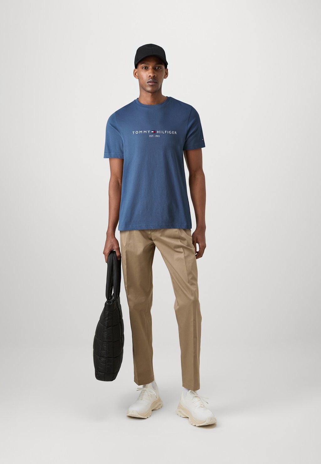 Футболка с принтом Logo Tee Tommy Hilfiger, синий
Футболка с принтом Logo Tee Tommy Hilfiger, синий