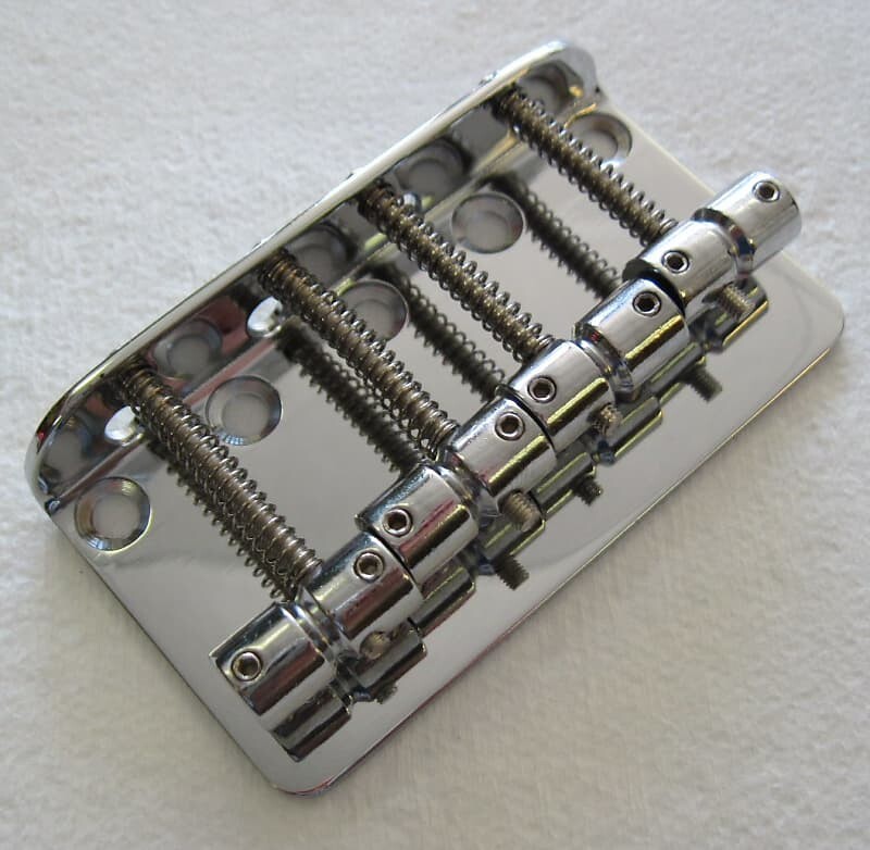 Стандартный басовый бридж Fender Squier 0062409000 Squier 70s Precision Jazz Bass Bridge 006-2409-000
Стандартный басовый бридж Fender Squier 0062409000 Squier 70s Precision Jazz Bass Bridge 006-2409-000