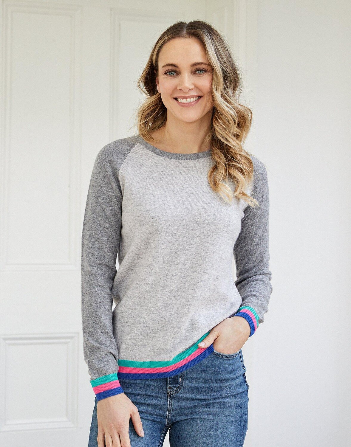 Кашемировый джемпер Carmen Cove, серый
Кашемировый джемпер Carmen Cove, серый