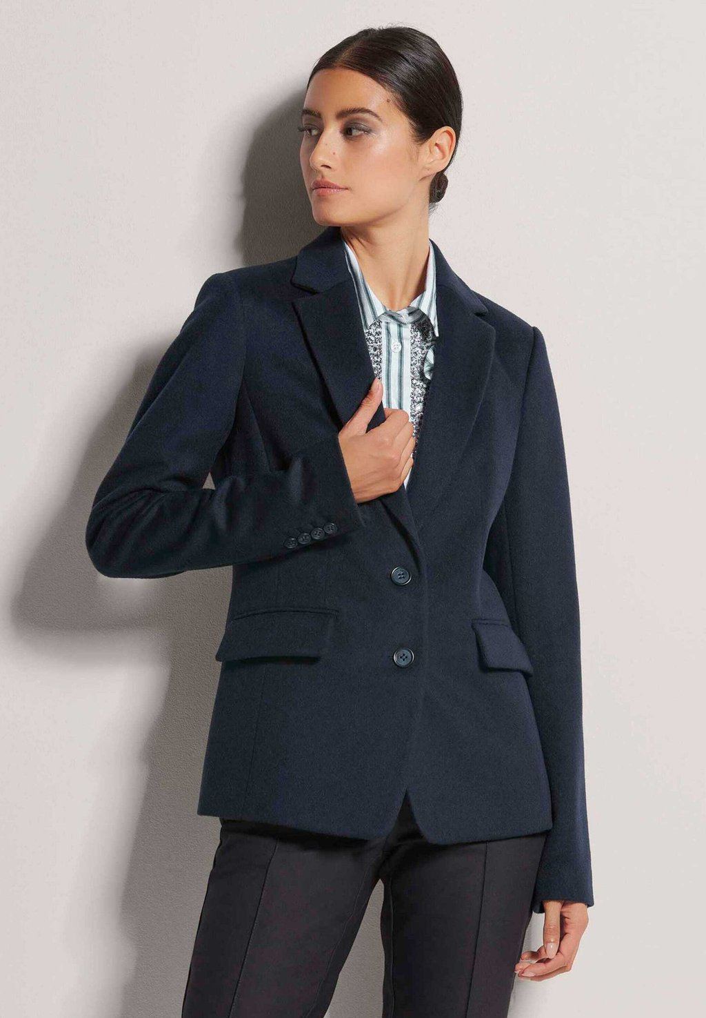 Блейзер MADELEINE, синий 
Блейзер MADELEINE, синий