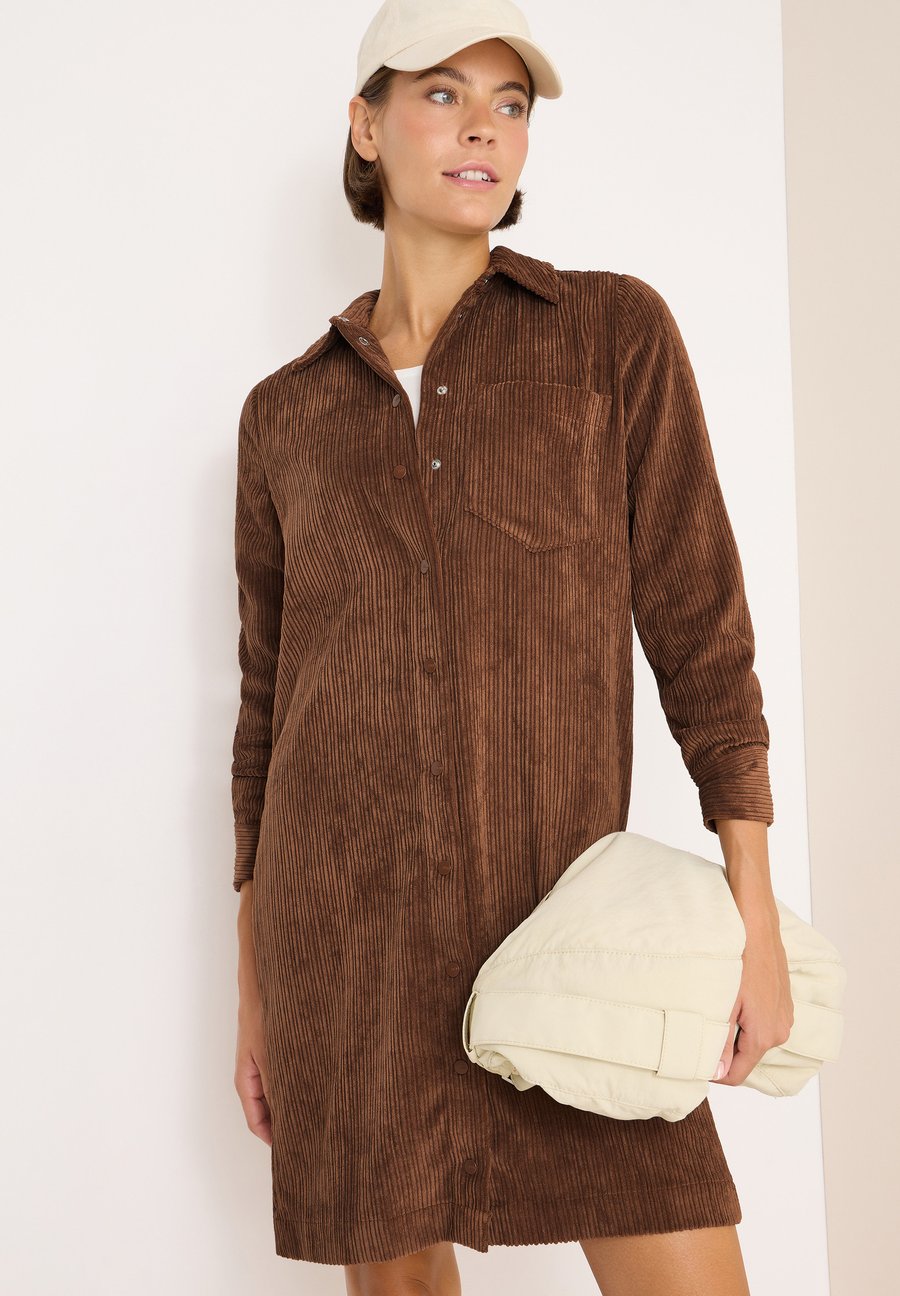 Платье Cecil Shirt dress, Braun/Brown
Платье Cecil Shirt dress, Braun/Brown